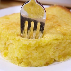 133K views · 723 reactions | Sweet Corn Pudding is the perfect side dish for all your holiday meals. Lightly sweet, super moist and loaded with corn flavor, this decadent spoonbread is sure to be a crowd-pleaser! https://www.onionringsandthings.com/sweet-corn-pudding/ | Onion Rings and Things Recipe Blog | Facebook