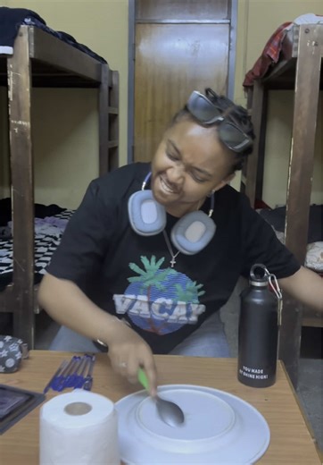 Crazy version of DJ Luna🥳😂 @DJ LUNA ETHIOPIA ሉና #djluna #habeshatiktok #fypシ゚ #merong #aau #ethiopiancomedy #lipsync