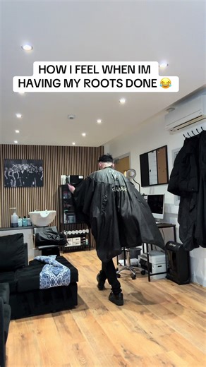 WHO ELSE? 😂😂😂 We all have our inner professor Snape. He comes right through once that gown comes out 😂. And yes I DYE ME HAIR 😂 I’m a natural blonde, it doesn’t work for me…. So I weekly dye my hair, bearer and lashes BLACK 😂 Im basically a modern Snape 😂😂 #behindthechair #fyp #explorepage✨ #blackhair #haircolor