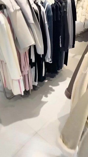 178K views · 8K reactions | When yyour gf feels insecure during her period凉 | cure0721 | Facebook