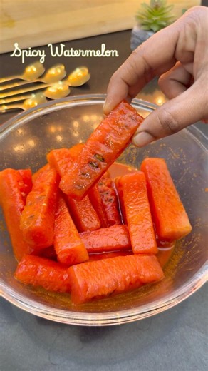 Spicy Watermelon Recipe 🍉🔥 | 1 Minute Summer Snack #watermelon