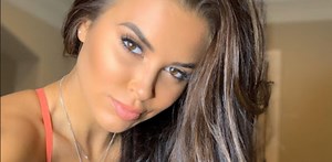 Rachel Bush Lets It All Hang Out With Skimpy Bikini (VIDEO   PICS)