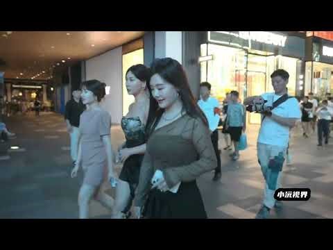 成都街头美女穿搭 | Chengdu Street Beauty Fashion | Phố Thành Đô Đẹp | 成都ストリート美女 | 청두 거리 미녀 #街拍成都