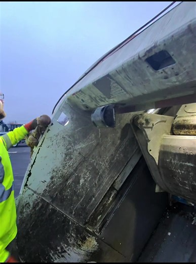 Happy Thursday Vibes with the Garbage Crew