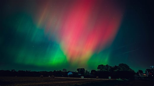A dazzling display of northern lights could be visible on Christmas Eve in these states