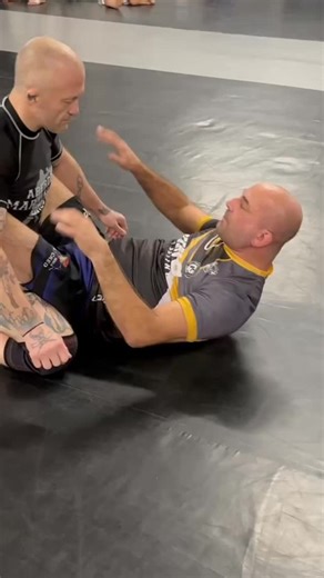 Sometimes we use leg locks to finish… sometimes we use them to threaten the legs and force the top position. That’s the difference between rolling and fighting — it’s not just about the submission, it’s about creating reactions and taking dominant positions. If you want to understand when to chase the tap and when to use the threat to climb on top, MMA Unlocked breaks it all down for you step-by-step. 🎥 Learn smarter. Fight smarter. 👉 Unlock the full system on MMA Unlocked. | MMA Unlocked