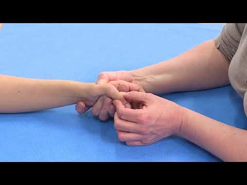 Hand examination; Ulnar collateral ligament injury of the thumb