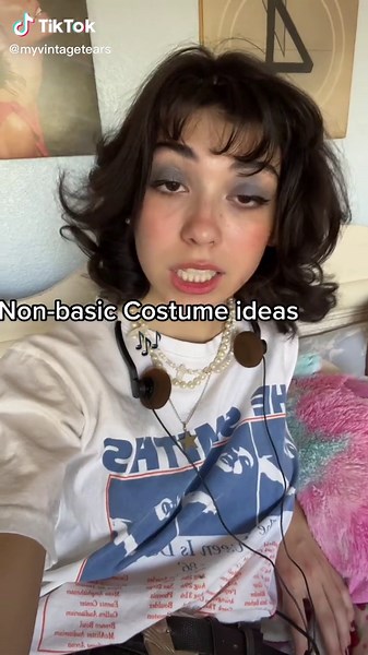 Creative 80s Costume Ideas for Halloween