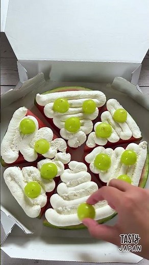 【今年のスイカは、この食べ方が正解】切って飾るだけ！いつものスイカがケーキみたいに大変身 / Watermelon Pizza