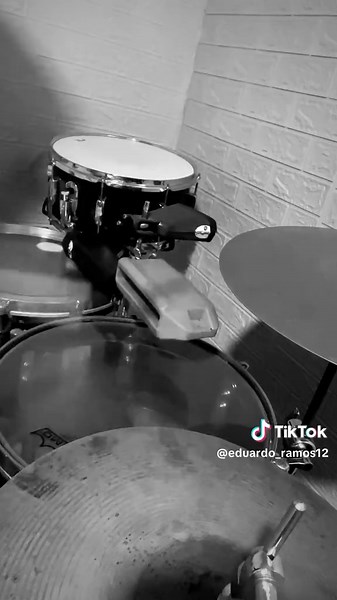 Disfruta de Plena Uruguaya en Vivo con Maxi Alvarez