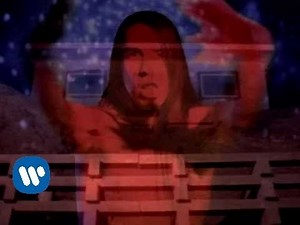 Under The Bridge/Red Hot Chili Peppers 歌詞和訳と意味 | 探してたあの曲！