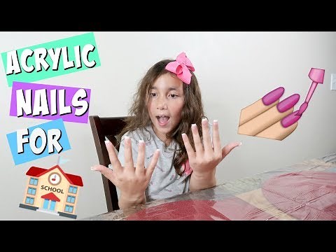 8 YEAR OLD WEARS LONG ACRYLiC NAiLS FOR SCHOOL!