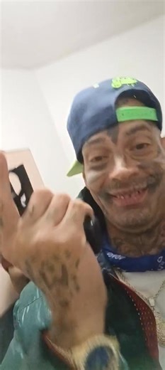 White Snoop Dogg got u for robbin my people don't get me murk fooo Pooh sheisty | Clinton Garrett