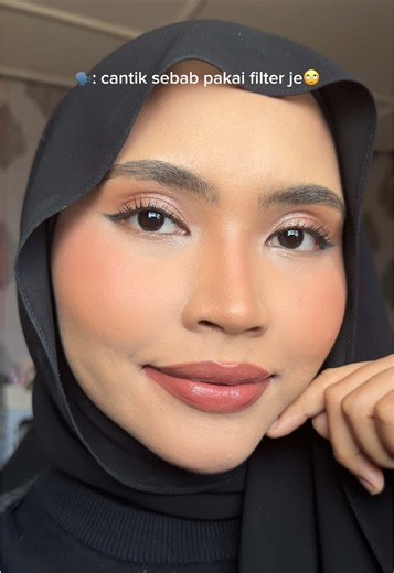 Achieve Flawless Makeup with Setting Powder