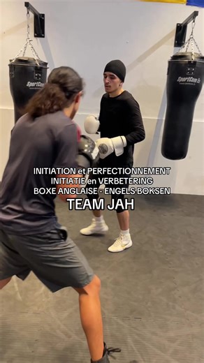 INITIATION et PERFECTIONNEMENT INITIATIE en VERBETERING BOXE MIXTE 🥊 17 ans. MIXBOKSEN 🥊 vanaf 17 jaar. BOXE ANGLAISE - ENGELS BOKSEN 🥊 🥊 🥊 🥊 🥊 🥊 🥊 🥊 🥊 🥊 INFOS : 0489/00.81.89 www.jah-boxing-academy.be HEAD COACH : @SANAE JAH @Sanae @Jean-Christophe Vrins #boxingtraining #boxeanglaise🔥👊 #trainingboxing #teamjah #sanaejah