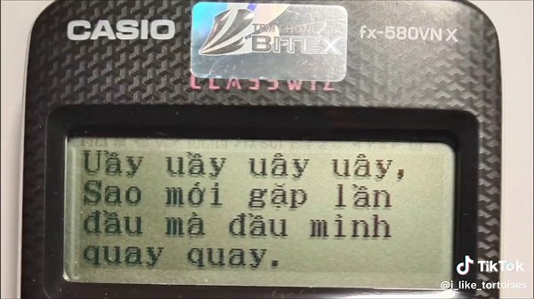 Hoàng Thùy Linh Speeds up Spelling with Casio FX CG50 Window Calculator