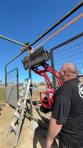 Barn Building Fail 🫠 #fail #weldingfail #bloopers #oshaviolations #barnbuilding