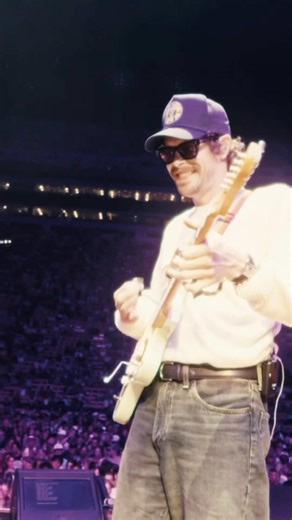 I mean who could sleep when you’re already living the dream 💭 #shorts #ZachBryan @z‪@zachbryan1067‬