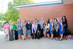Garrett Elementary Students Strike a Pose Honoring Teachers