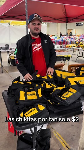 Daniel Castellanos on TikTok