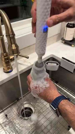 AMAZON GADGETS - How they wake up