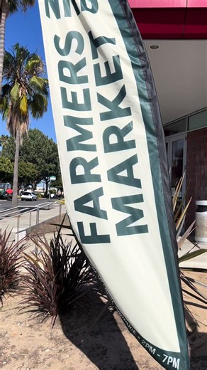 North Redondo Beach is having a moment… and this new farmers market proves it. Fresh produce, gourmet treats, local vendors, and a whole new energy coming to this side of the South Bay. With its central location, close to the freeway, quieter streets, and growing list of things to do, North Redondo is quickly becoming the next up-and-coming neighborhood everyone’s sleeping on. Come check it out before everyone else catches on 👀 Hi I'm Shira, your local South Bay real estate advisor. If you're t