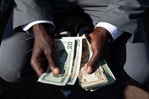 'Please try next week' - rocky start as new Zim currency hits the market