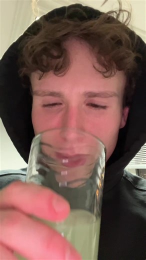 THATS when it’s an eating disorder. #fyp #tracking