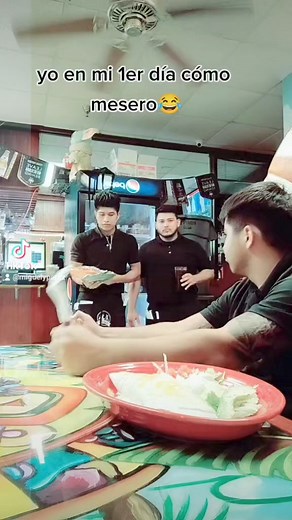 1.7M views · 10K reactions | Yo en mi primer día como mesero  | Miguel perez | Facebook