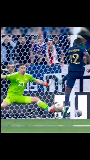 Emi Martinez World Cup Save #worldcup #2022worldcupfinal #emilianomartínez
