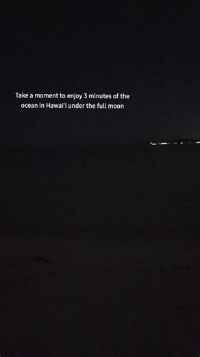 3 Minutes of Serene Surf in Hawai'i