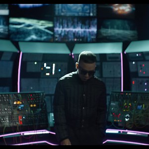 288K views · 9.4K reactions | Binz x Touliver 'DON'T BREAK MY HEART' OFFICIAL M/V Tối thứ 2 em làm chi ở trên YouTube? MV chính thức của Don't Break My Heart đã có mặt trên khắp các nền tảng.  https://youtu.be/Rrr-5-4wcEs #SpaceSpeakers | SpaceSpeakers | Facebook