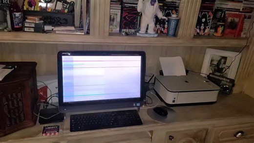 Today is Friday The 13th so OF COURSE I get home and sit at my desk and turn on my computer to upload all those amazing Duran tracks and my home PC is doing this. This happened about a year ago and it took a few hours to stop doing this so I will continue trying to restart my PC and hopefully get these tracks uploaded by the end of the night. Sorry everyone, wish me luck.🤞🏼 | Unofficial: Duran Duran