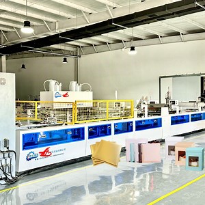 [Hot Item] Fully Automatic Cardboard Paperboard Cake Box Bottom Tray Base Mat Making Forming Assembly Machine