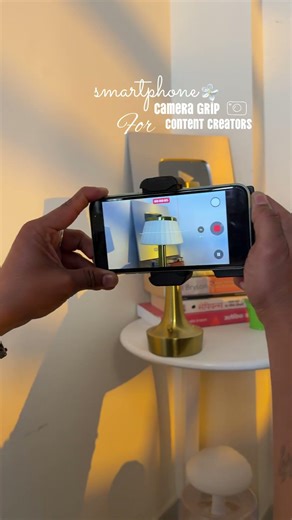 Digitek DPH 002L Smartphone Camera Grip with Light & Remote | Shoot Pro Reels & Vlogs