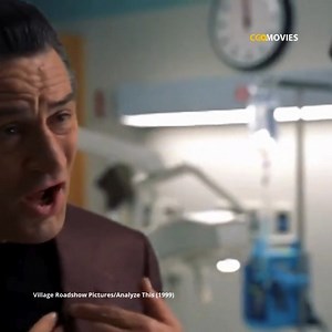 4.7K views · 23 reactions | Love the movie 殺...Analyze This (1999) starring Robert De Niro, Billy Crystal, Lisa Kudrow #movies #movieclips #AnalyzeThis ©Village Roadshow Pictures | CgoMovies | Facebook
