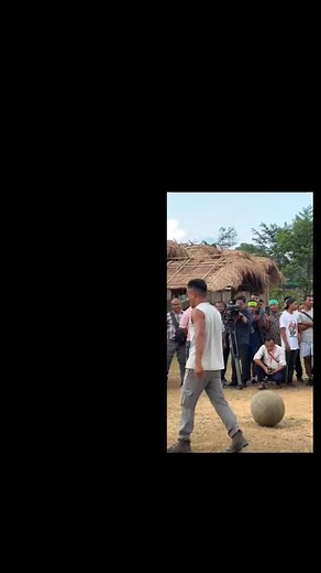 At A.chik wangala festival. Adasa sakgini-2 Sanja mandani sudgipa Asanang songni bilakgipa achik matgrik.😁👍👍 | Sengkal Pante Tegite-mite Sangma