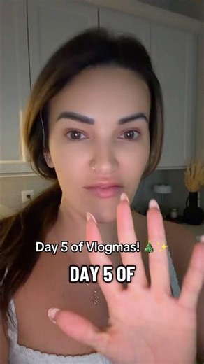 VLOGMAS DAY 5 🎄… WE FINALLY FOUND THE ELF😅 #funny #vlogmas #shorts