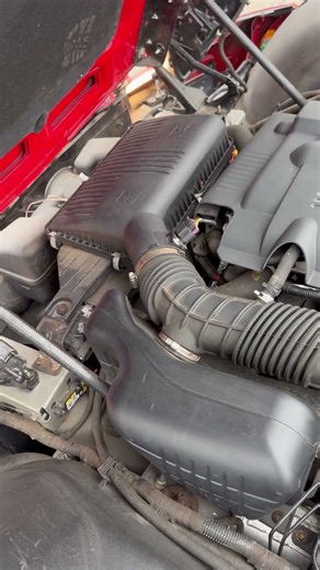 Lot#4 - 2007 Saturn Sky