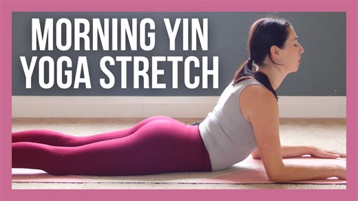 15-Min Morning Yin Yoga Stretch for Beginners – No Props (with Cleo! 🐾)