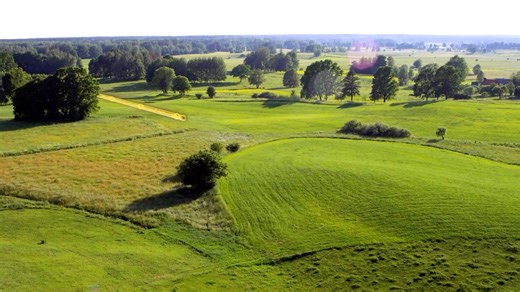 That stylish workout gear? Pipelines deliver the raw materials that help create the high-performance fabrics in your closet. #PipelinesDeliver https://www.pipelinesdeliver.com | Liquid Energy Pipeline Association | Facebook