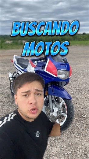 matias basualdo on Instagram: "¿CBR 600 f2 o NINJA 400? Los leo➡️ - #motos #argentina #cbr600 #ninja400 #precios #moto #honda"