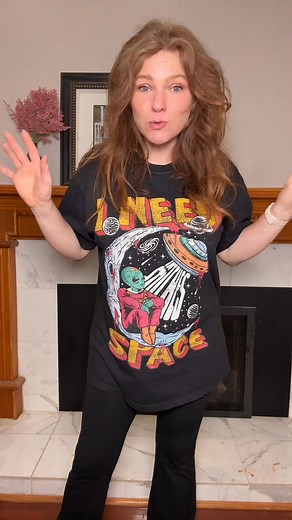 When you say “I need space,” and they think you’re being dramatic  This vintage alien tee from In Stitches Apparel is the perfect mix of humor, comfort, and cosmic chaos — soft Comfort Colors cotton, gothic aesthetic, and a galaxy-sized dose of attitude.#Inverted | Natalya Makes | Facebook