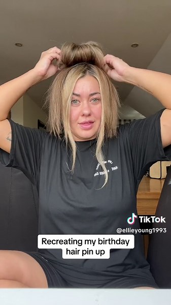 Quick & Easy Pin Up Hair Tutorial