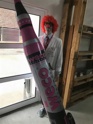 Heute ist Faschingsdienstag und damit offiziell: Ausnahmezustand! 🎭😄 Dr. Knallbert hat die Stimmung schon auf „ZÜNDSTUFE“ gestellt. Heute wird’s bunt, laut und legendär 🚀🎉 | activFire