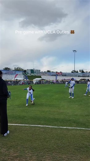 Essential Outfield Warm-Up Routine for Softball