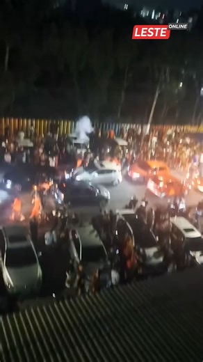 Moradores registraram imagens da noite de natal na Cohab 2 em Itaquera, na noite desta quarta (24) Siga o @lesteonline e acompanhe a ZL. (🎥 Reprodução/@cohab2itaquera ) #lesteonline | Leste Online