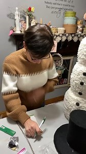 26K views · 1.1K reactions | See how you can redo the Dollar Tree clear plastic reindeer to look amazing. Showing how to make the light of friendship ornament using the Dollar Tree clear plastic light bulb ornament. | The Crafty Decorator | Facebook