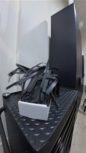 Ettore Squeegee Rubber Is The BEST #windowcleaning #ettore #wcr