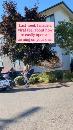 10K views · 83 reactions | Filming a reel of me setting up my canopy solo—picture me tugging at the legs and wishing I was tall enough to reach that center clip 臘‍♀️. While I was mid-struggle, a hotel guest I was blocking insisted on helping before I even moved my car.  Let’s hear it for random acts of kindness! ✨ #marketlife #randomactsofkindness #communitylove #farmersmarketdays #bakersofinstagram #vendorlife | Tammy's Cookie Company | Facebook